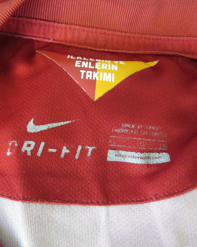 Galatasaray 2014-15 home shirt adidas soccer jersey Melo 3 size XL (3)
