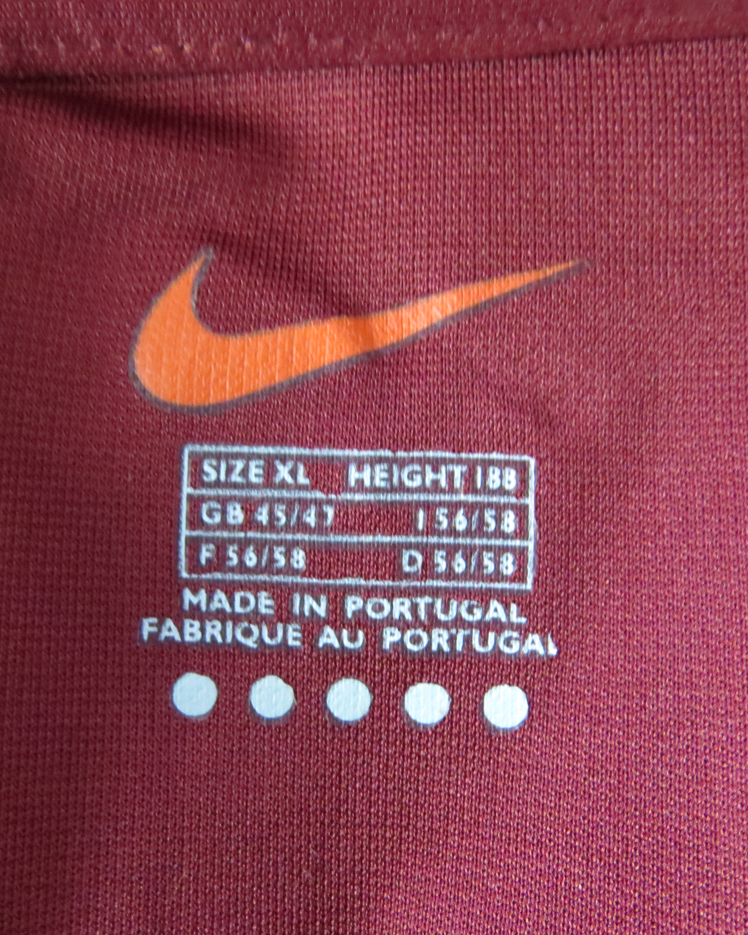 Nike soccer shirt Portugal EURO 2000 - Welovefootballshirts.com