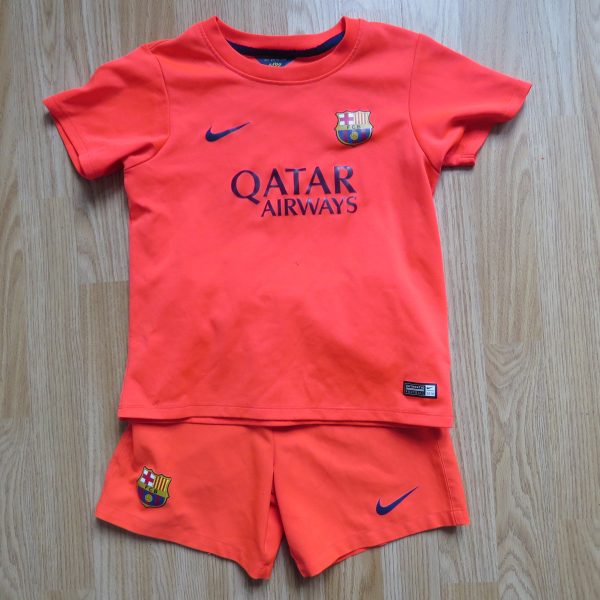 Barcelona 2014 2015 away kit shirt shorts Nike size 110-116 5-6 Years Barca (1)