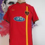 Vintage Galatasaray 2002 2003 home shirt Umbro soccer jersey size XS (1)