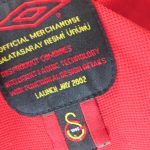 Vintage Galatasaray 2002 2003 home shirt Umbro soccer jersey size XS (4)