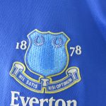 Vintage Everton 2005 2006 home shirt Umbro soccer jersey size M (5)