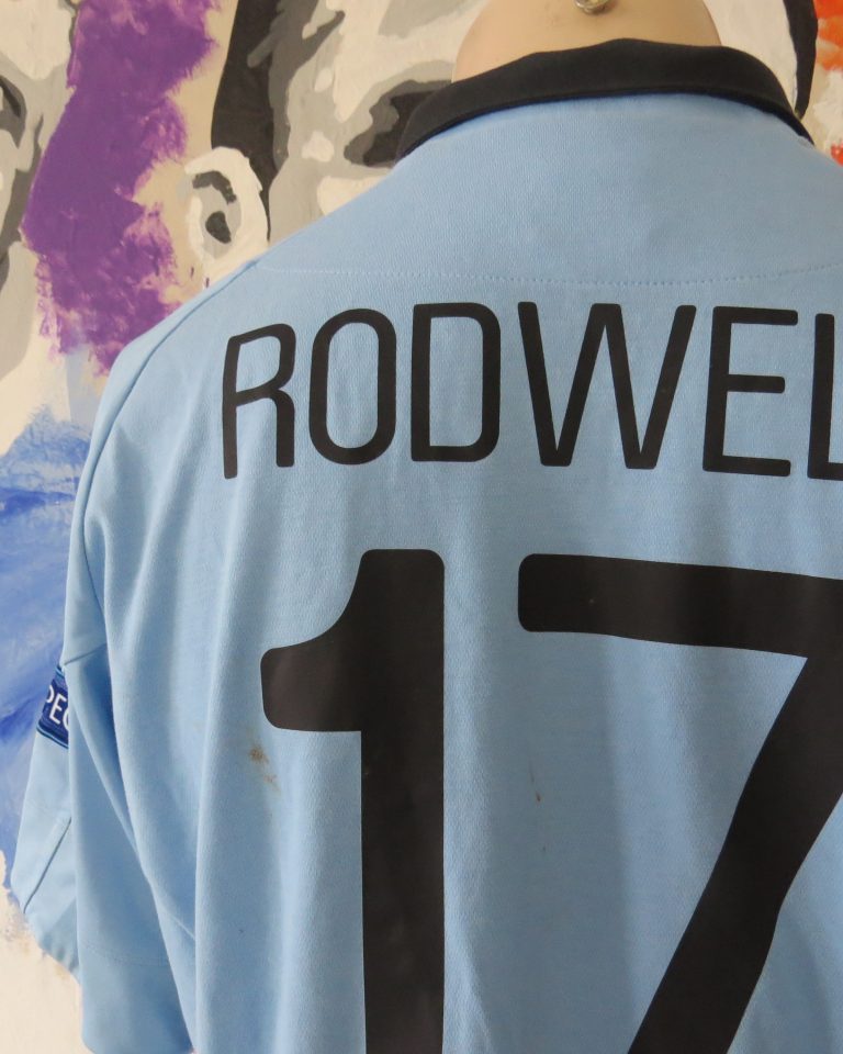 Match worn Manchester City 2012 Champions league shirt Rodwell 17 v Dortmund dirty (4)