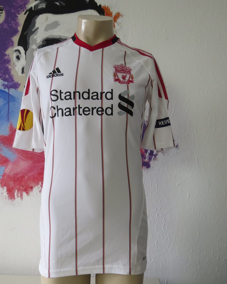 Match issue Liverpool 2010 Europa league away shirt Darby 32 adidas techfit (2)