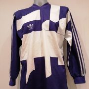 Vintage Adidas 1991 1992 purple football shirt #3 size L (1)