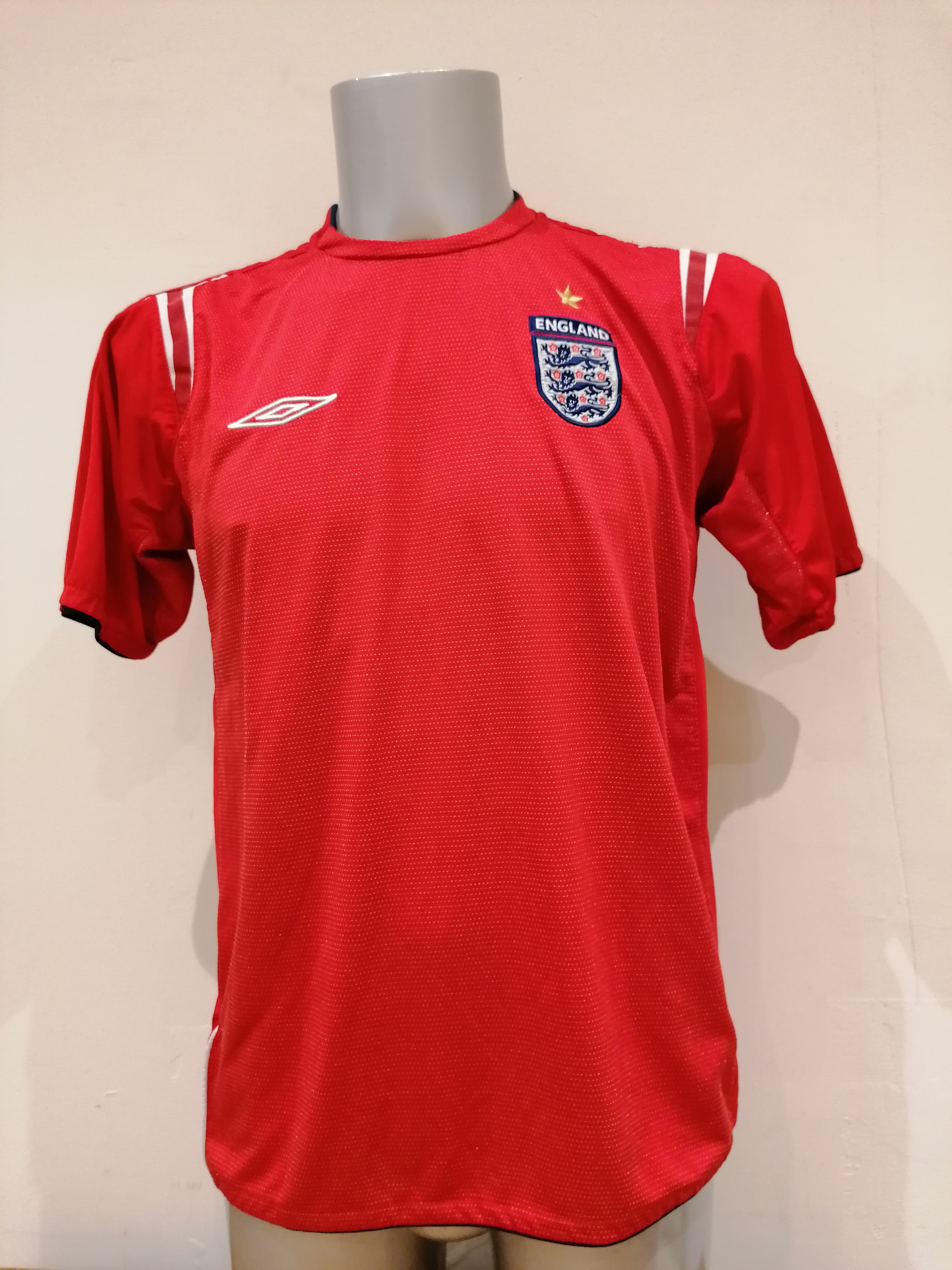 grey england away shirt