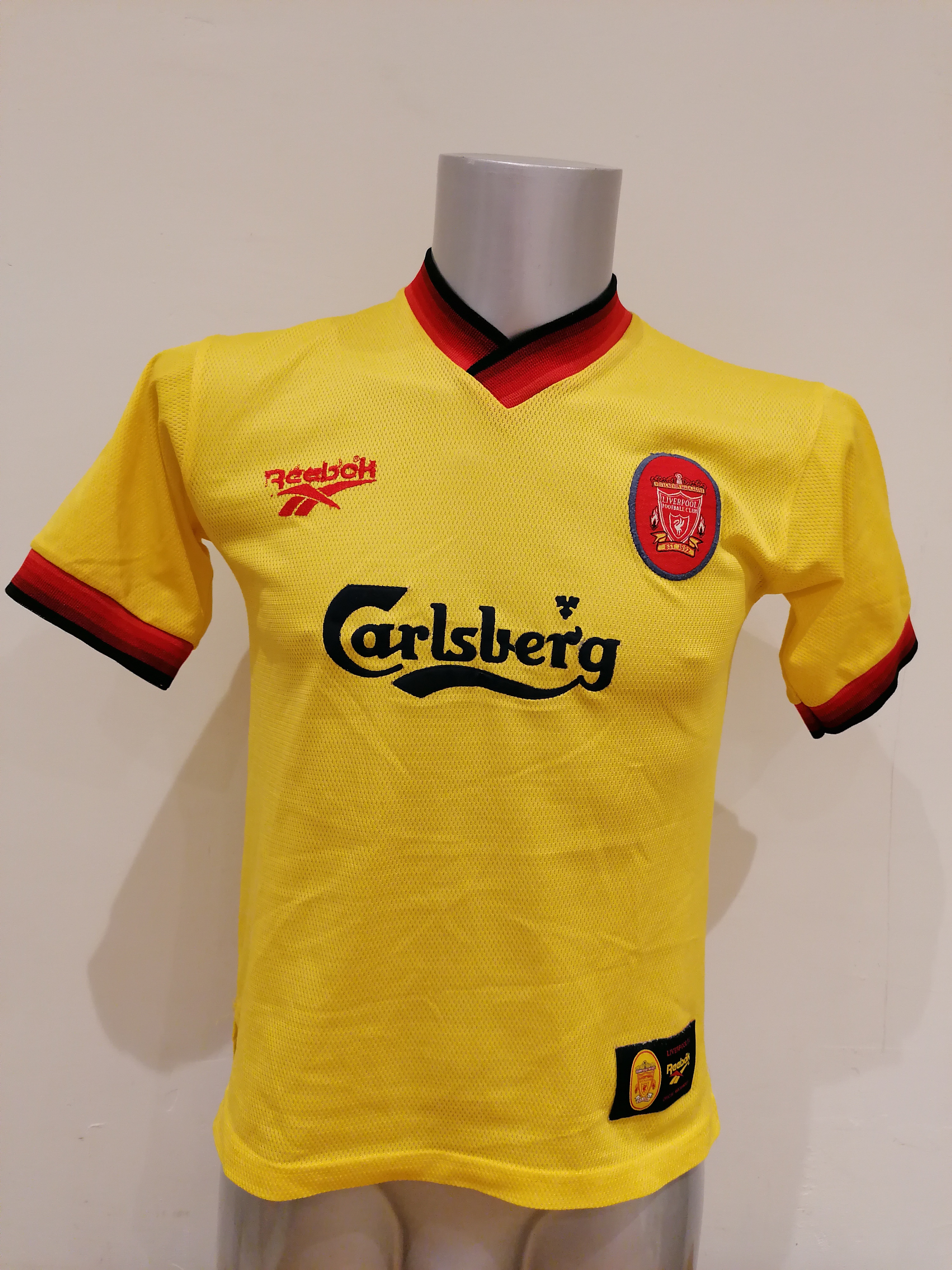 liverpool 1999 shirt