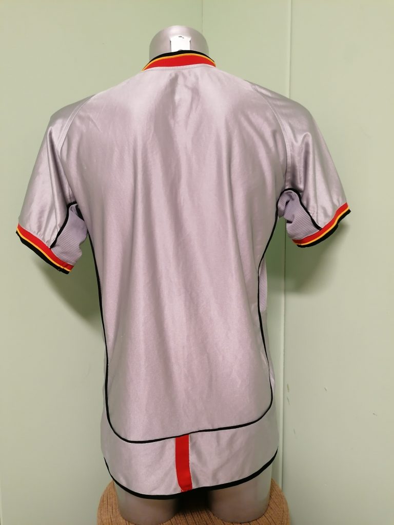 Vintage Galatasaray 2002 2003 third shirt Umbro jersey size M signed (4)