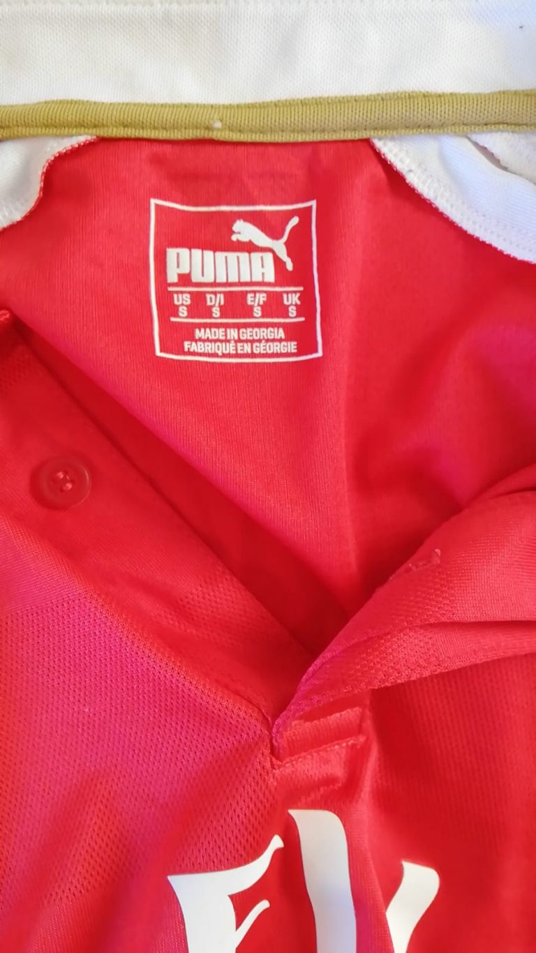 Arsenal 2015 2016 home shirt Puma football top jersey size S (9)