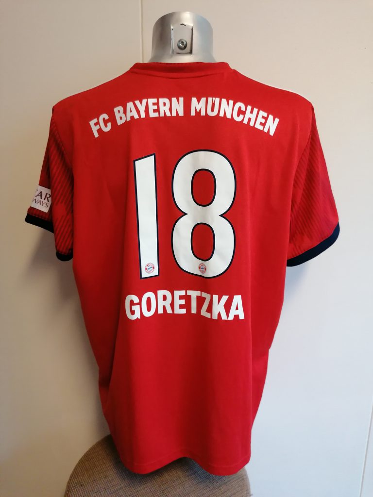 Bayern Munchen 2018 2019 home shirt adidas Goretzka 18 size 2XL (6)