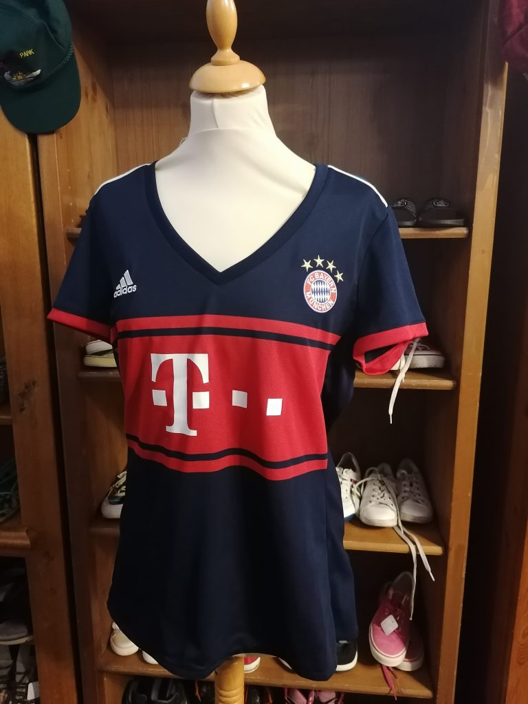 Womens Bayern Munchen 2017 2018 away shirt adidas James 11 size ladies XL UK 20-22 (2)