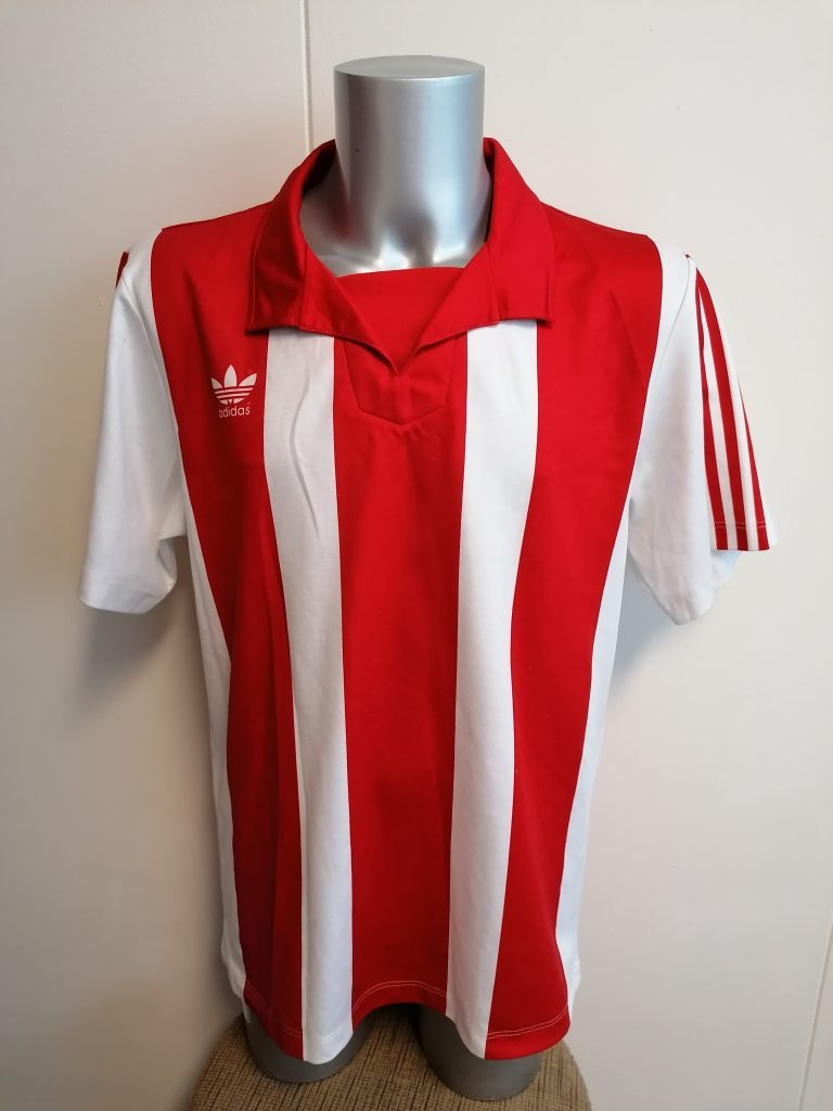 Vintage Adidas 1992ies red white shirt football top size L 44-46 (2)