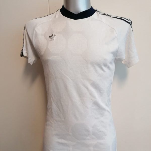 Vintage Adidas 1980ies white shirt size M D34 made in West-Germany (1)