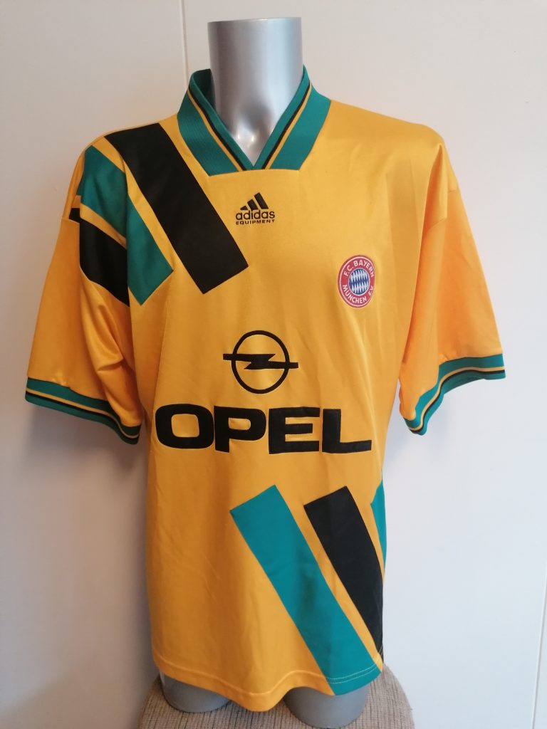 Vintage Bayern Munchen 1993 1994 1995 away gold shirt adidas size XL (1)