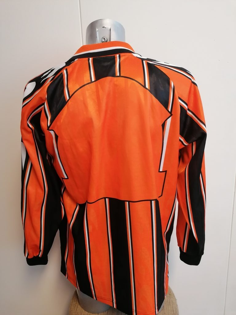 Vintage GEMS 1990ies ls orange retro football shirt size XL (3)