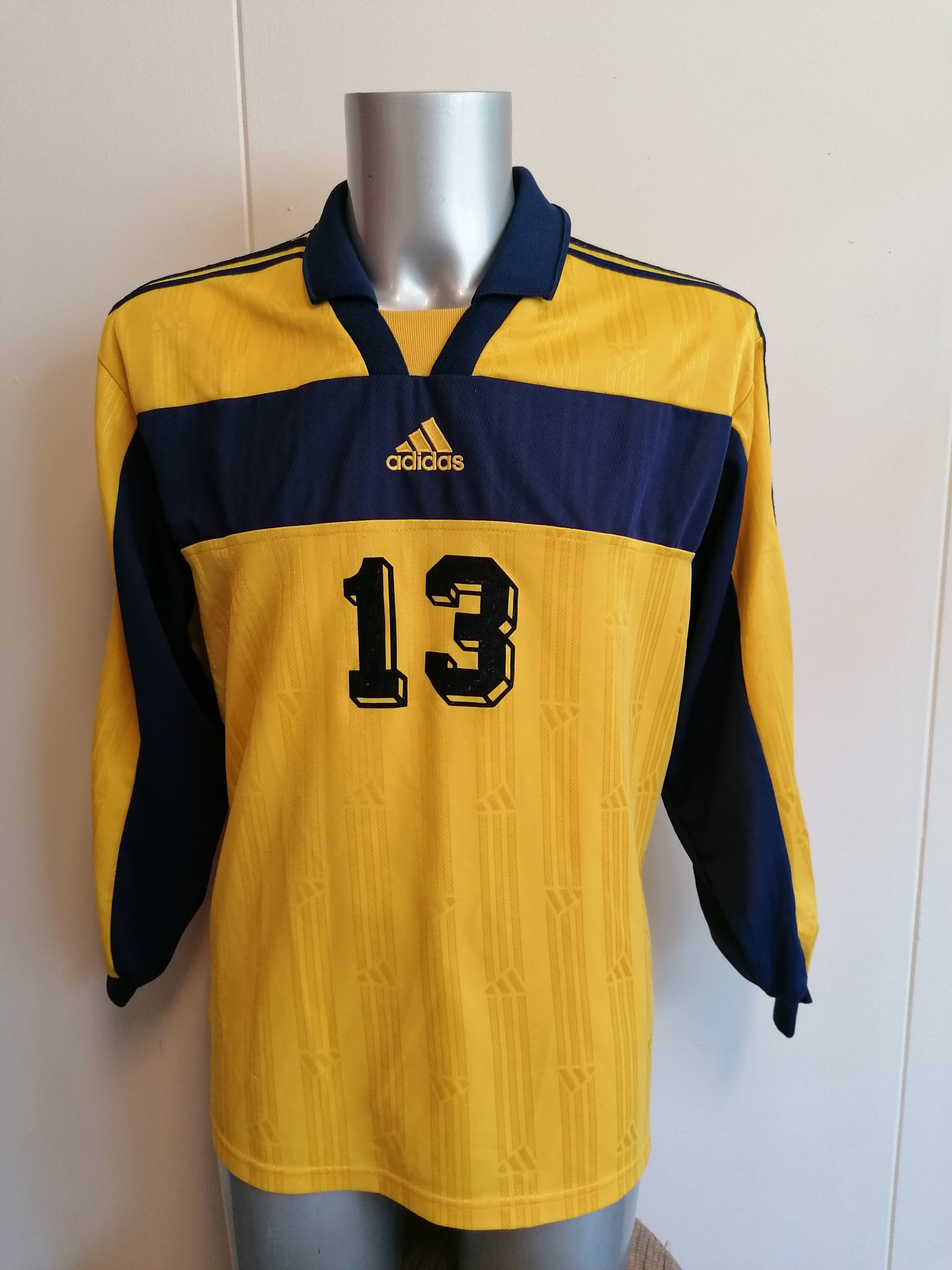Vintage Adidas 2000 l/s yellow football shirt #13 size L