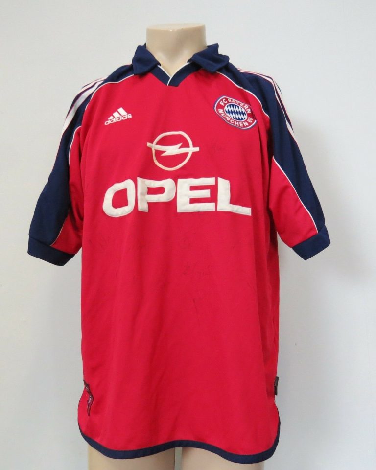 squad signed Bayern Munchen 1999-01 home shirt adidas soccer jersey size XL