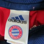 squad signed Bayern Munchen 1999-01 home shirt adidas soccer jersey size XL(7)