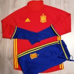 Spain 2015-16 full tracksuit top and trousers size M adidas (2)