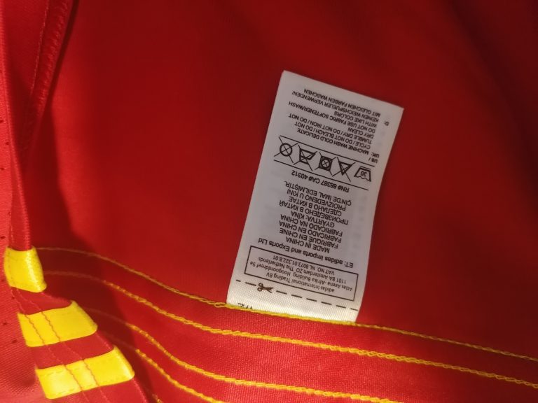 Spain World Cup 2015-16 authentic home shirt adidas size M player issue ADIZERO (2)