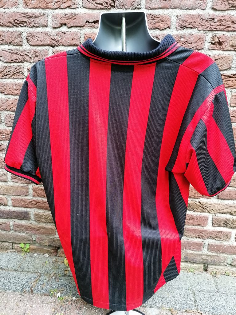 Vintage AC Milan 1997 1998 home shirt Lotto jersey maglia size XL (3)