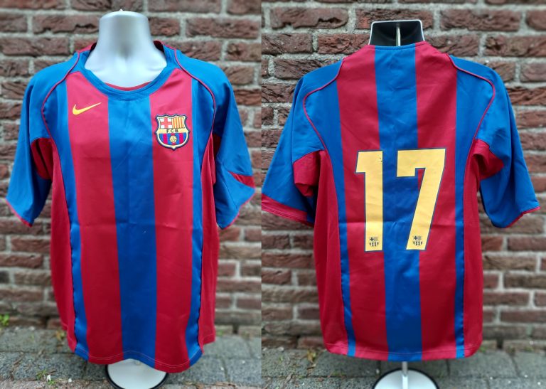 Vintage Barcelona 2004 2005 home shirt Nike no. 17 football top size L