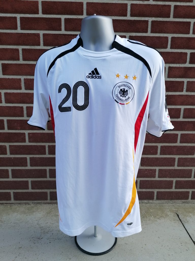 Germany 2005 World Cup 2006 2007 home adidas Podolski 20 size M (1)