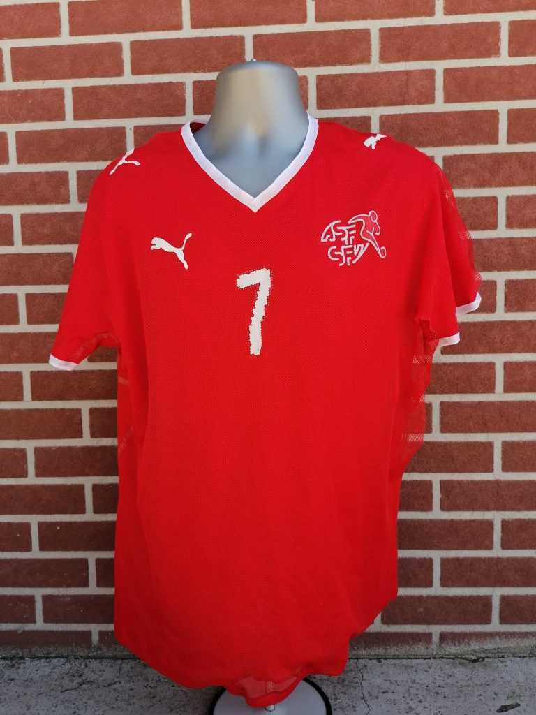 Match worn issue Switzerland 2008-10 WC2010 qualifiers home shirt Barnetta 7 size XL (2)