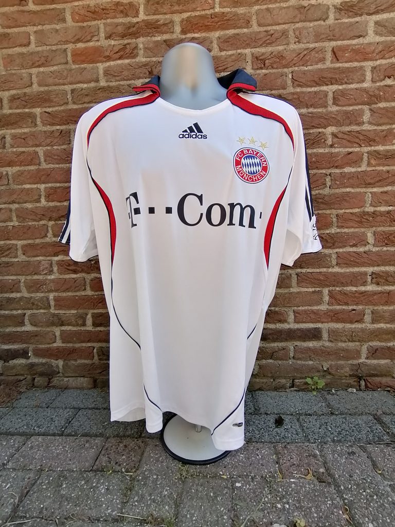 Vintage Bayern Munchen 2006 2007 away shirt adidas size XL (1)