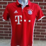 Vintage Bayern Munchen 2016-17 home shirt adidas size S (1)