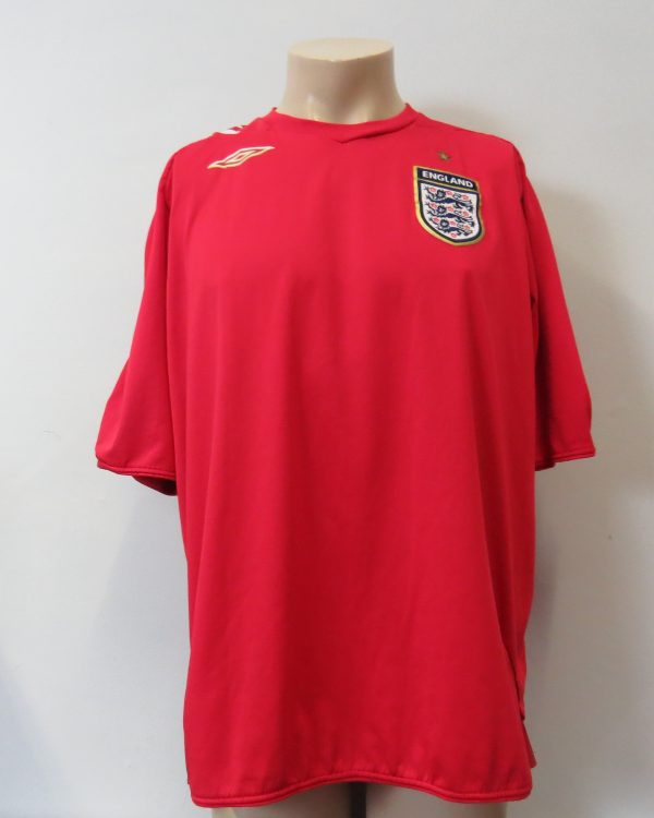 England 2006-08 away shirt XXL (1)