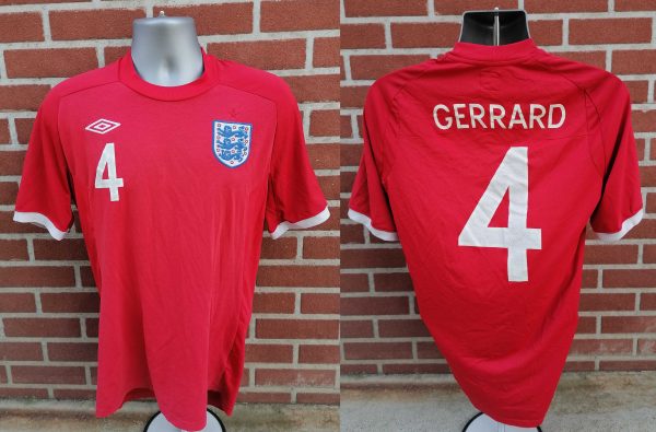 England 2009 World Cup 2010 away shirt Umbro 4 GERRARD size M (1)