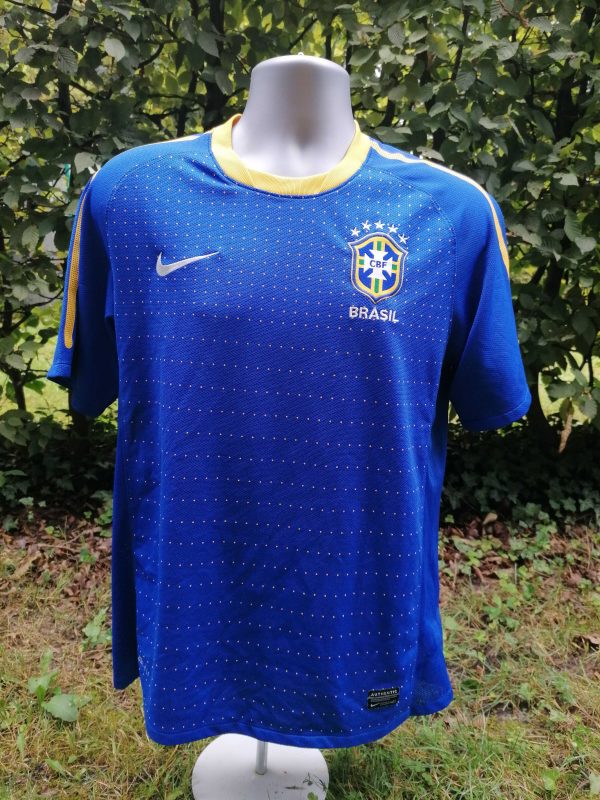 Vintage Brazil World Cup 2010 2011 away shirt NIKE Brasil size M (1)