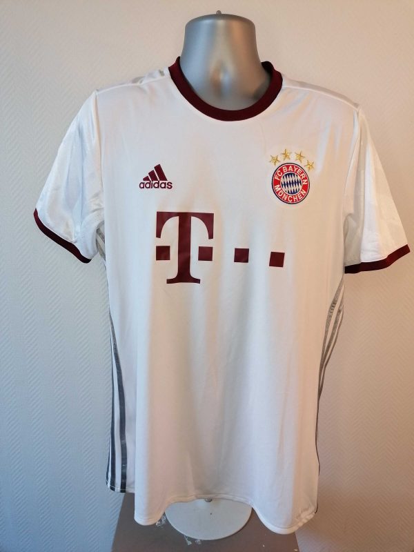 Vintage Bayern Munchen 2016-17 away shirt adidas size L (1)