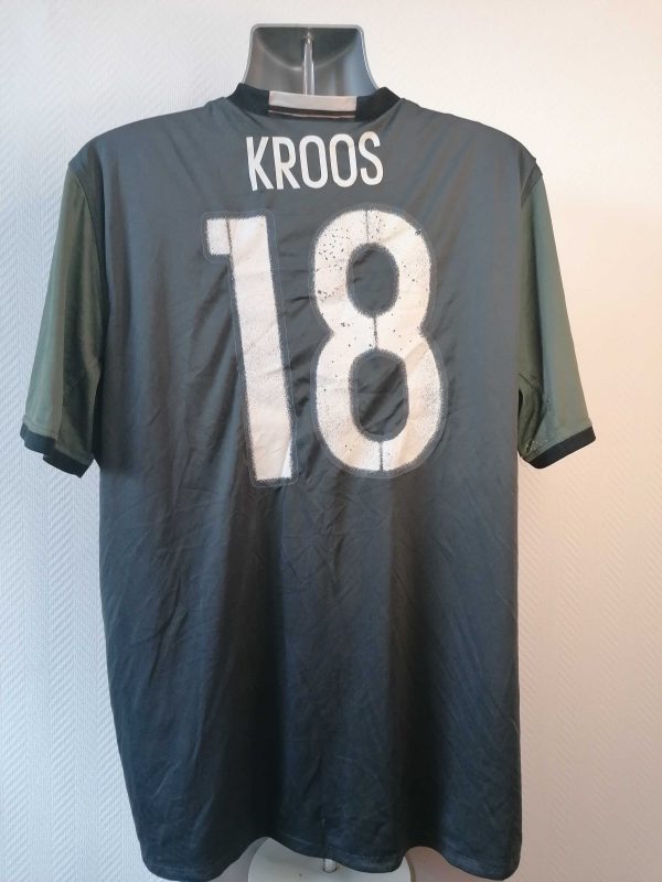 Germany 201516 reversible away shirt Kroos 18 size XXL adidas (4)