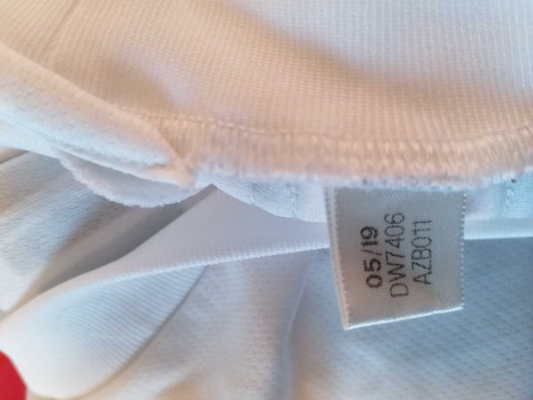 vintage-bayern-munchen-2019-20-away-shirt-adidas-trikot-lewandowski-9-size-m-(5)_optimized